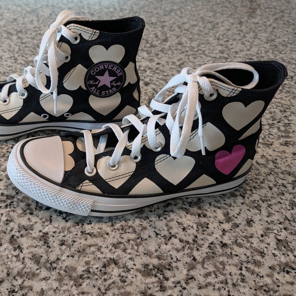 Converse Twisted Hearts High Top, Women's 8
